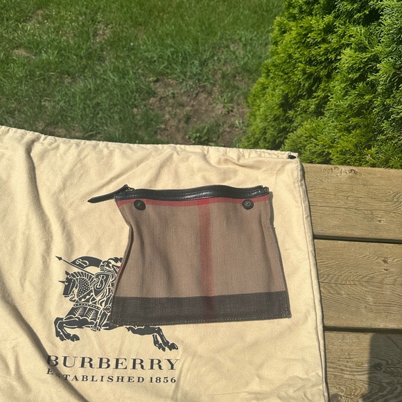 Burberry tote bag authentic - Picture 8 of 8